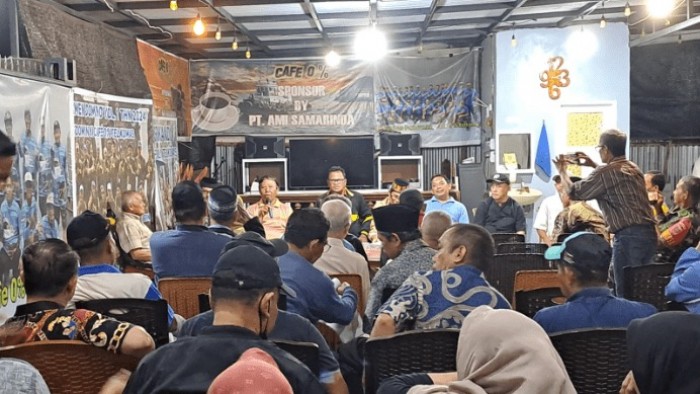 Warga Telkomas Desak Pemkot Makassar Sediakan Mobil Pengangkut Sampah Representatif