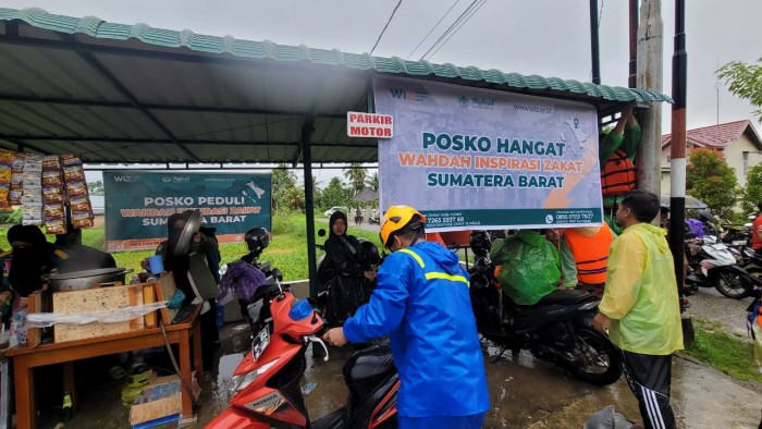 WIZ Dirikan Posko Hangat di Padang untuk Bantu Warga Terdampak Banjir
