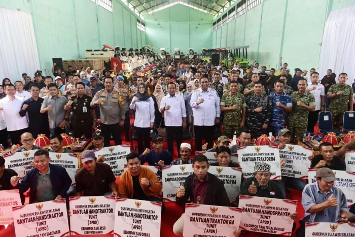 Pangdam XIV/Hasanuddin Hadir di Tengah Petani, Jadi Momentum Kebangkitan Pertanian