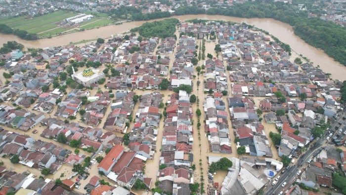 Banjir Jabodetabek Bukti Kegagalan Tata Kelola Lingkungan, Greenpress: Saatnya Solusi Berkelanjutan