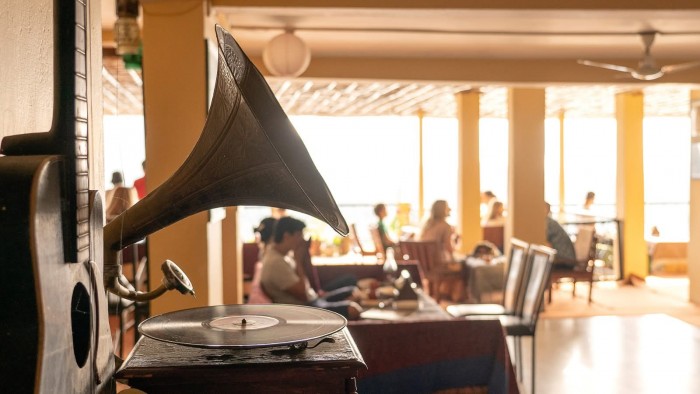 Mempelajari Kewajiban Bayar Royalti  Bisnis Non-Musik